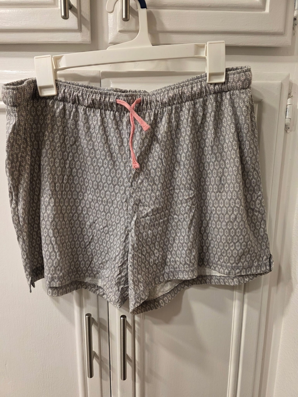 New Directions Women's Gray Lounge Shorts with Pink Drawstring ~ Size Large